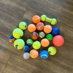 Assorted dog balls 22 pieces